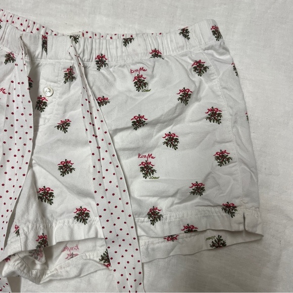 Mistletoe Shorts ~Final Sale - Picture 6 of 13